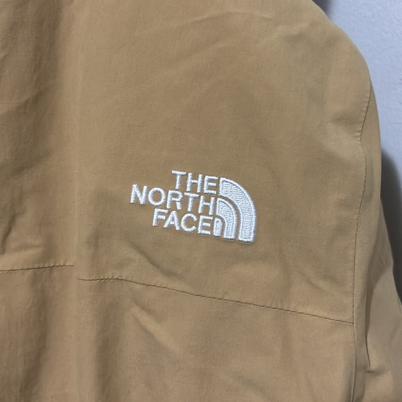 North face women’s down parka 550 Excellent condition. No tags worn twice - Picture 7 of 16